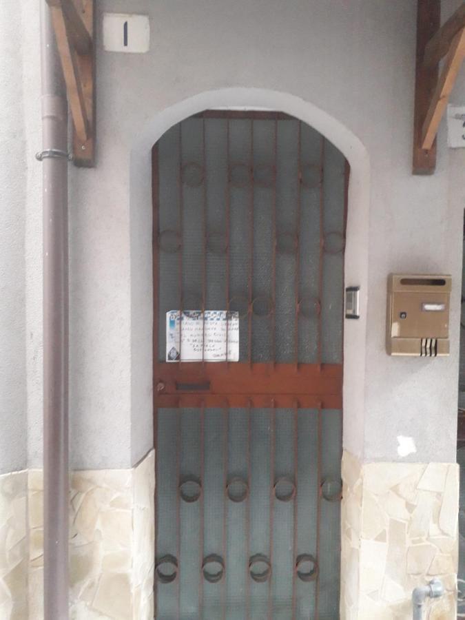 カターニアCasa Agatinaアパートメント エクステリア 写真